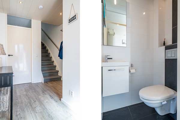 Medium property photo - Rooversbroekdijk 44, 2162 JX Lisse